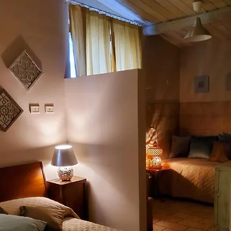 Acquasale Bed & Breakfast