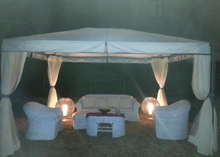 Alojamento de Acomodação e Pequeno-almoço Acquasale 3*